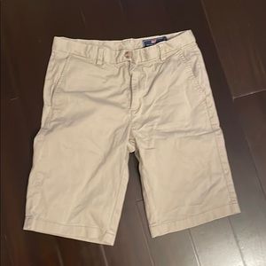 Vineyard Vines shorts